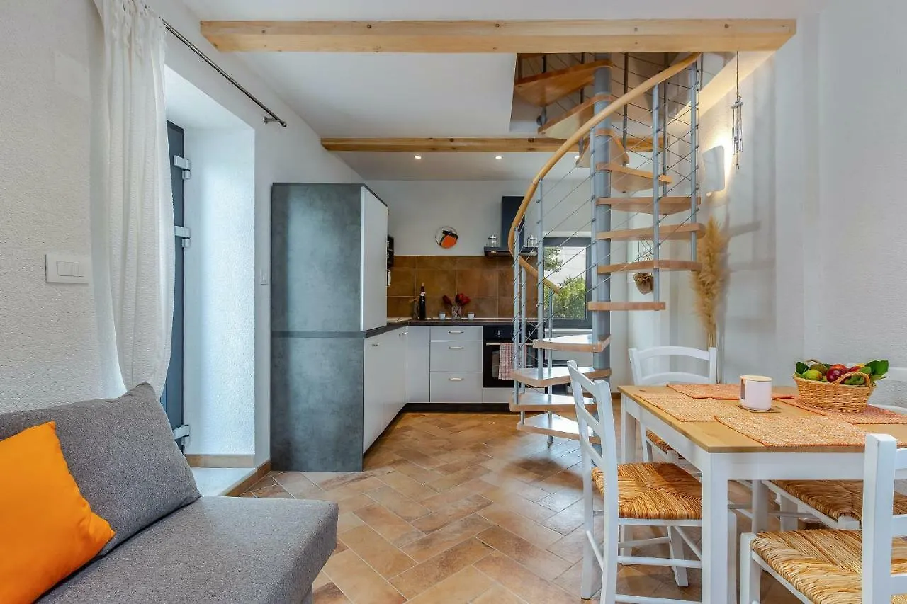 Apartment Li Tar-Vabriga