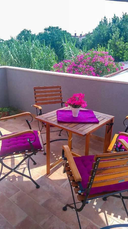 Apartment Li Tar-Vabriga